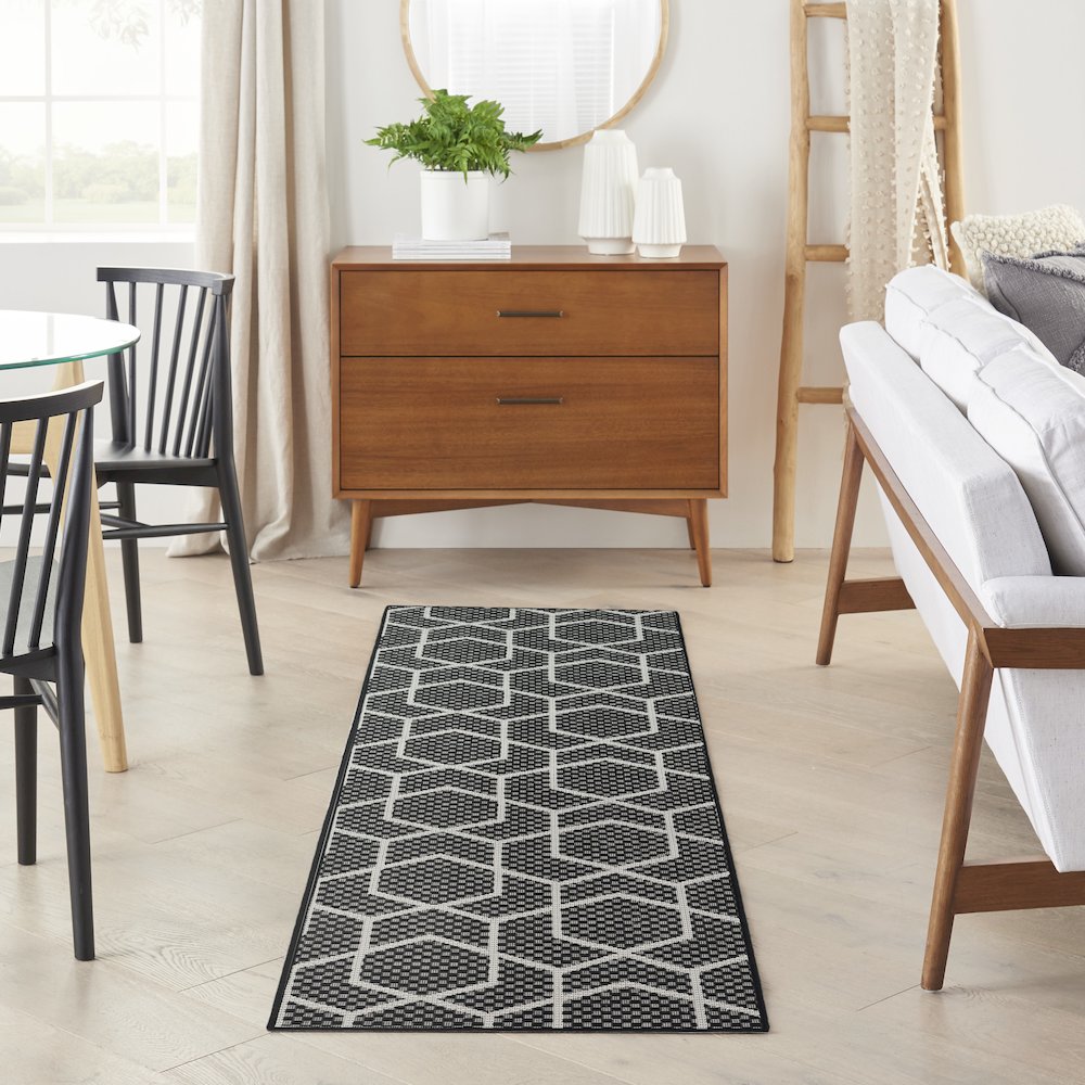 Nourison Home Horizon Indoor/Outdoor Area Rug. Picture 2