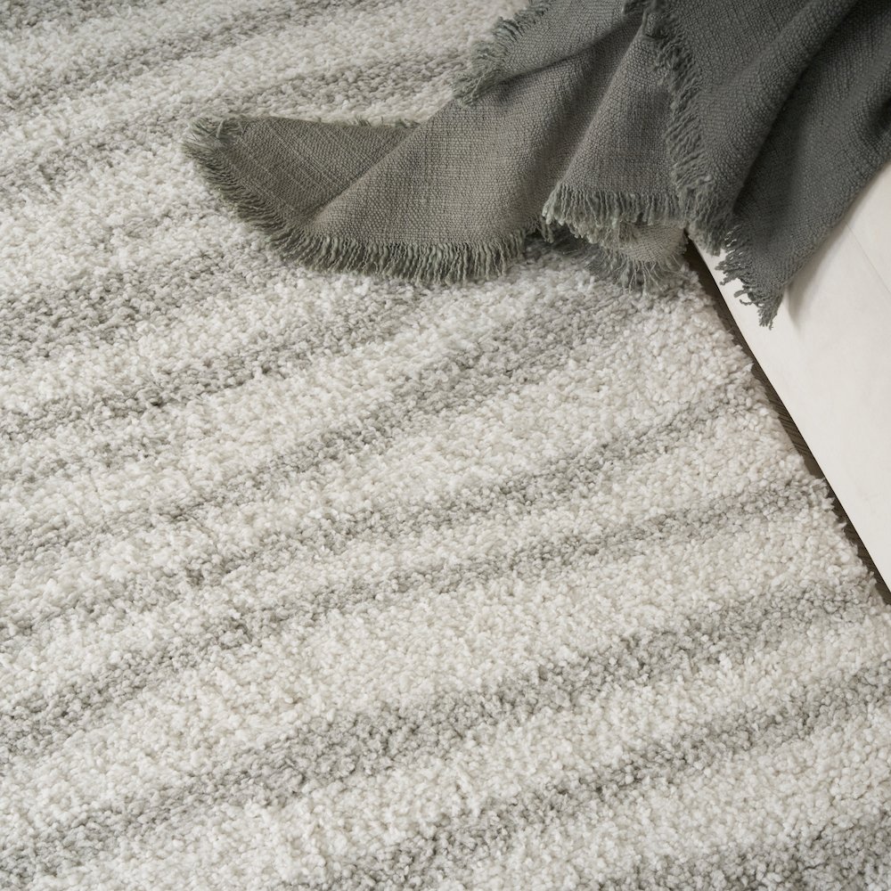 Nourison Home Modern Shag Area Rug. Picture 8