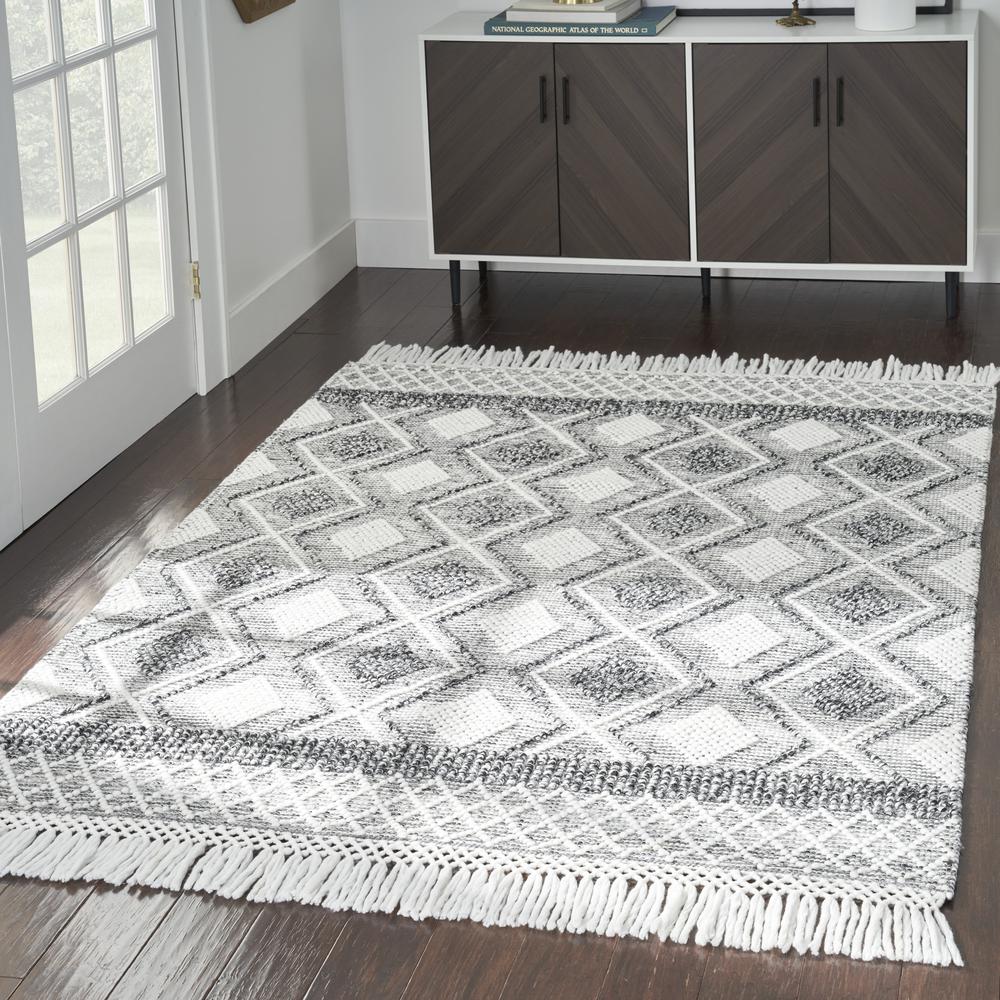 Bohemian Rectangle Area Rug, 5' x 8'. Picture 3