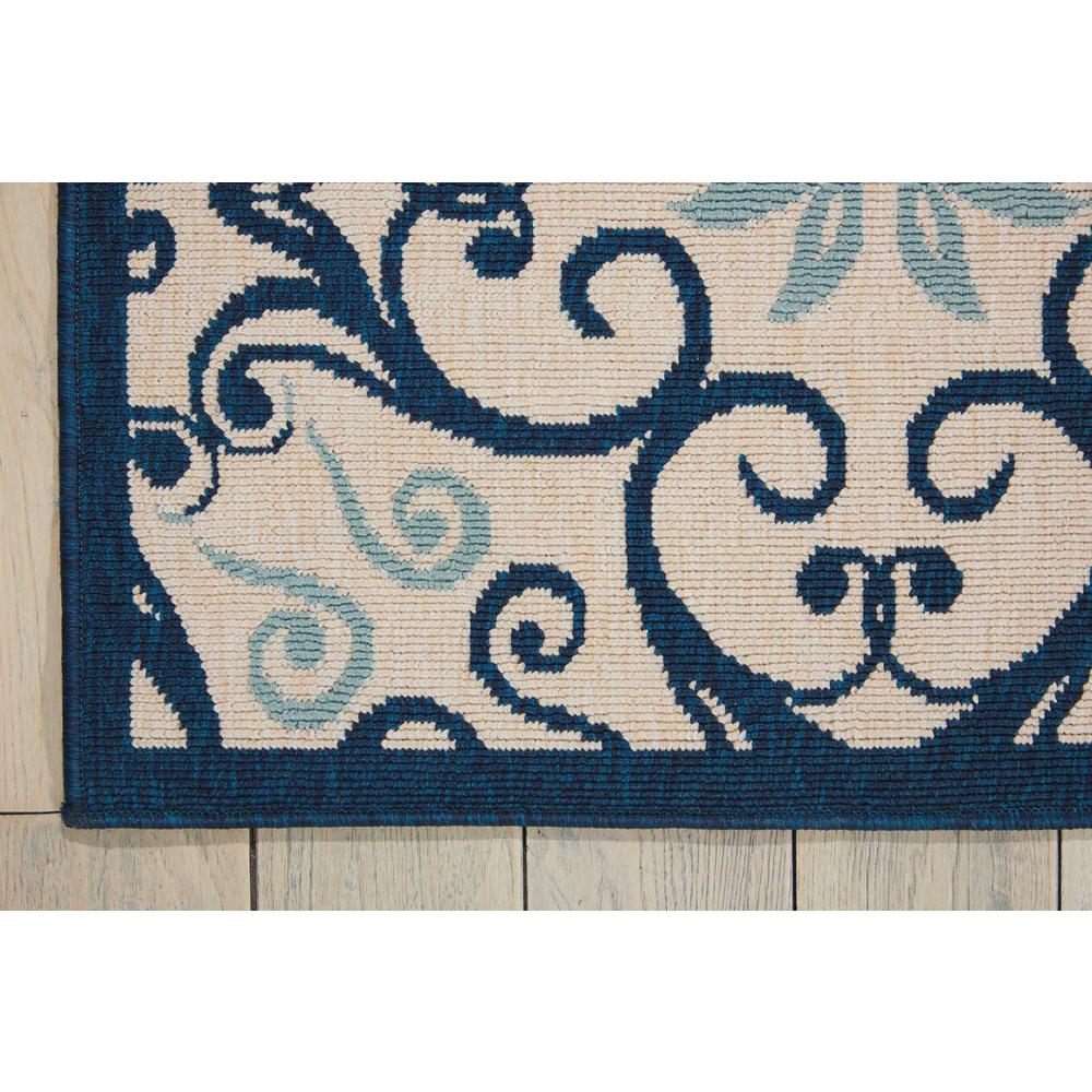 Caribbean Area Rug, Ivory/Navy, 2'6" x 4'. Picture 3