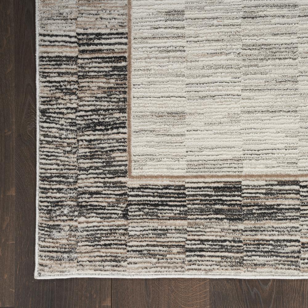 Modern Rectangle Area Rug, 5' x 7'. Picture 4