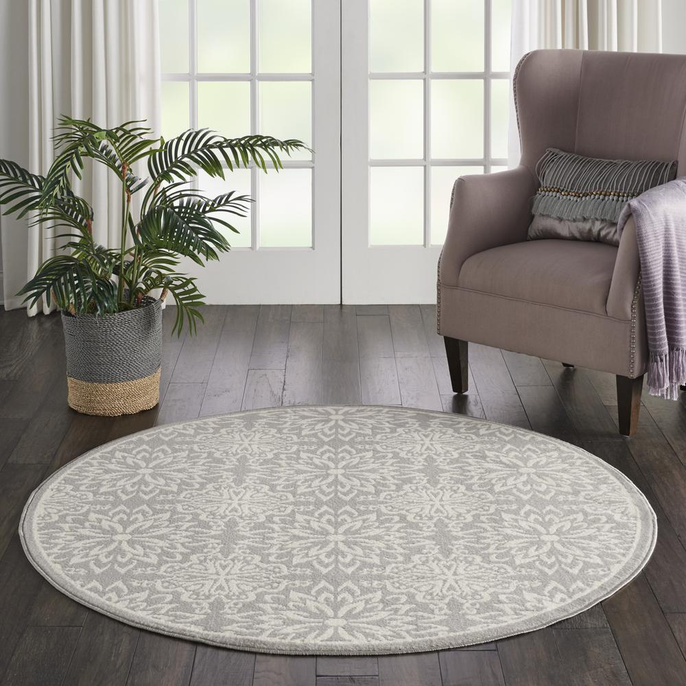 Farmhouse Round Area Rug, 5' x Round. Picture 2