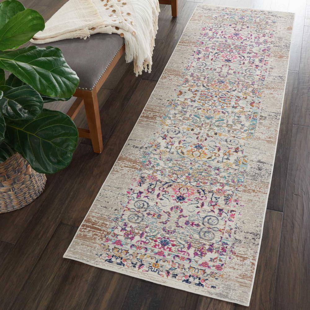 Vintage Runner Area Rug, 6' Runner. Picture 2