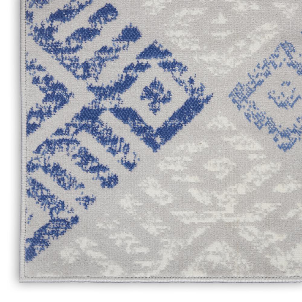 Bohemian Rectangle Area Rug, 4' x 6'. Picture 5