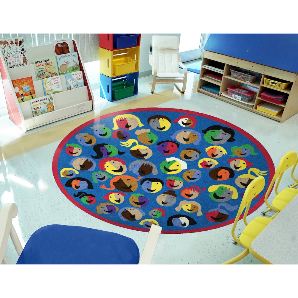 Kid Essentials Joyful Faces 7'7" Round Area Rug in Color Blue. Picture 3