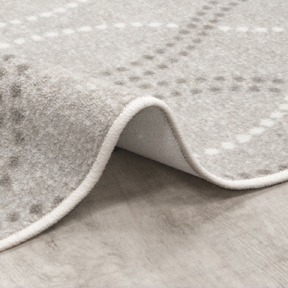 Impressions Seventh Heaven 5'4" x 7'8" Area Rug in Color Dove. Picture 2