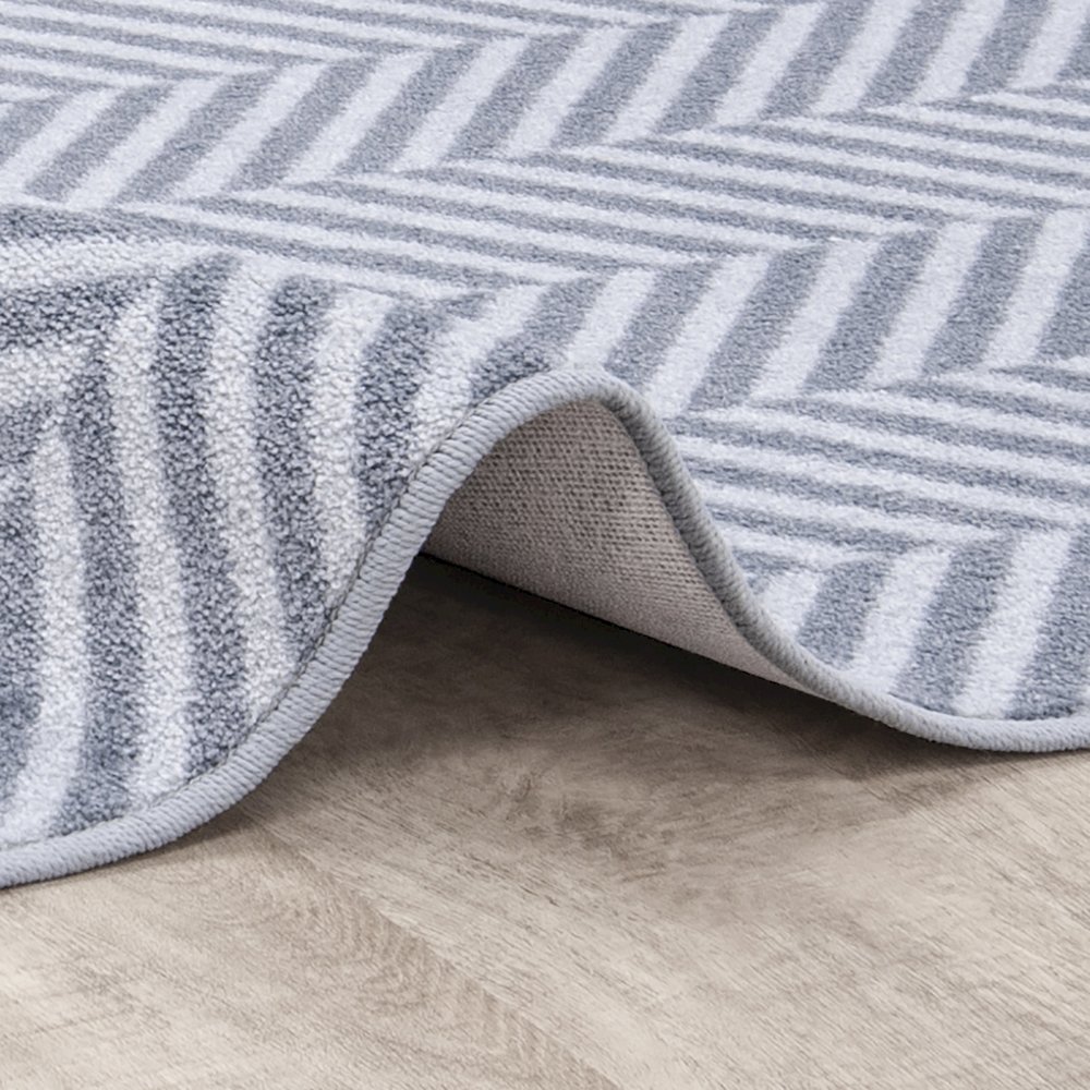Impressions Favorite Retreat 7'8" x 10'9" Area Rug in Color Cloudy. Picture 2