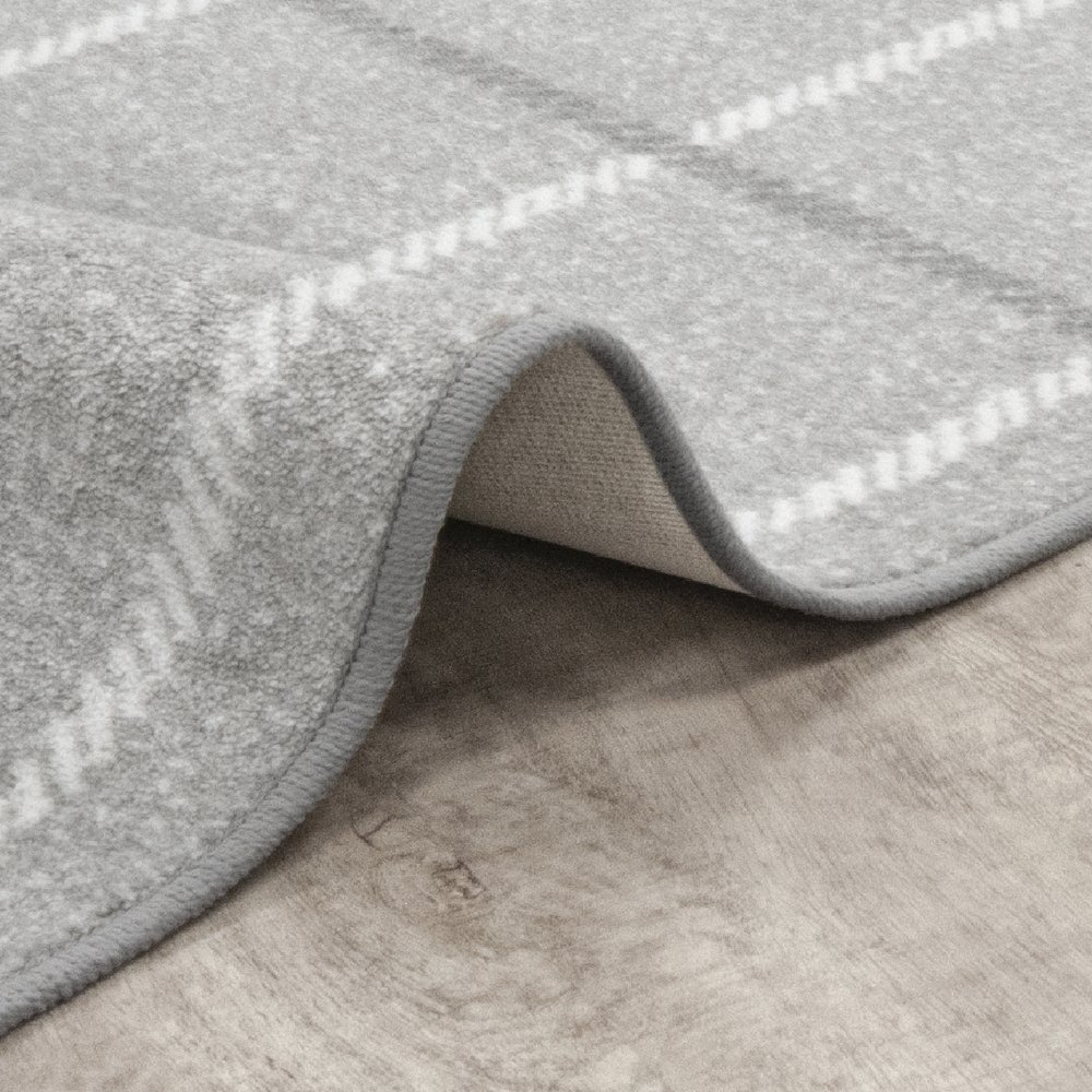 Impressions New Haven 7'8" x 10'9" Area Rug in Color Morning Fog. Picture 2