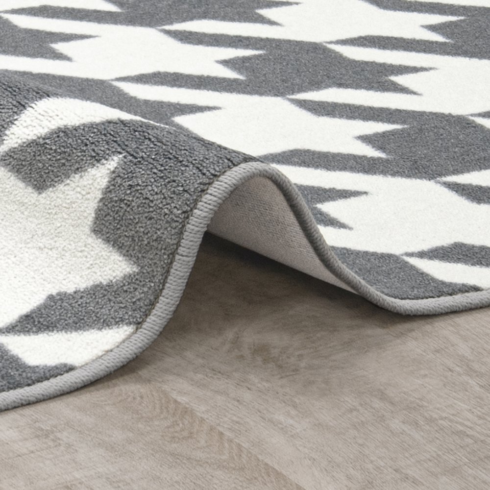 Impressions Windsor 7'8" x 10'9" Area Rug in Color Cloudy. Picture 2