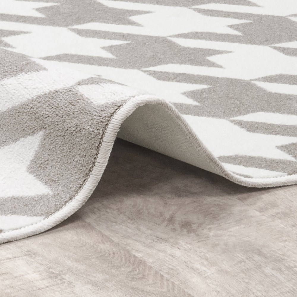 Impressions Windsor 7'8" x 10'9" Area Rug in Color Dove. Picture 2