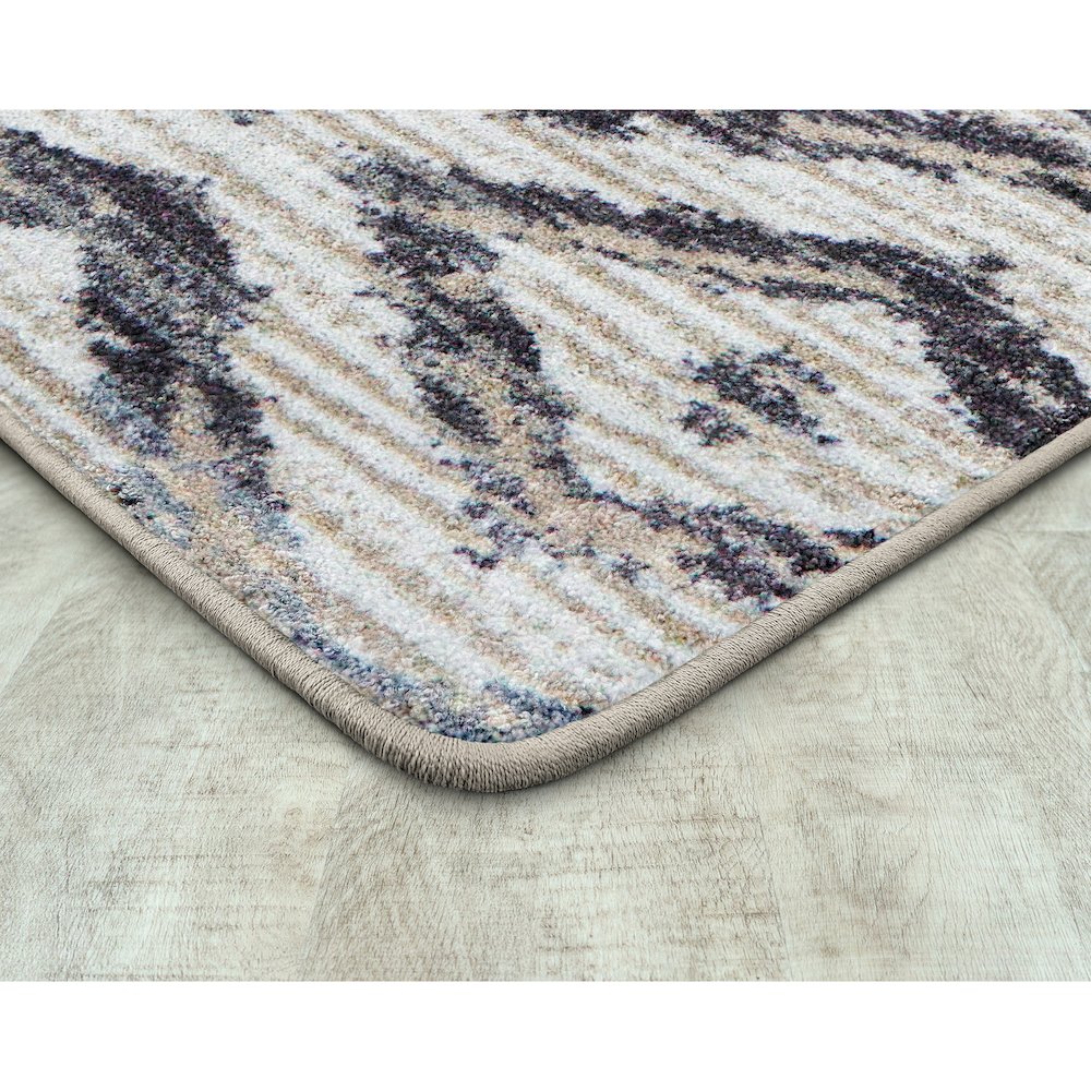 Diamond Oasis 10'9" x 13'2" Area Rug in Color Twilight. Picture 2