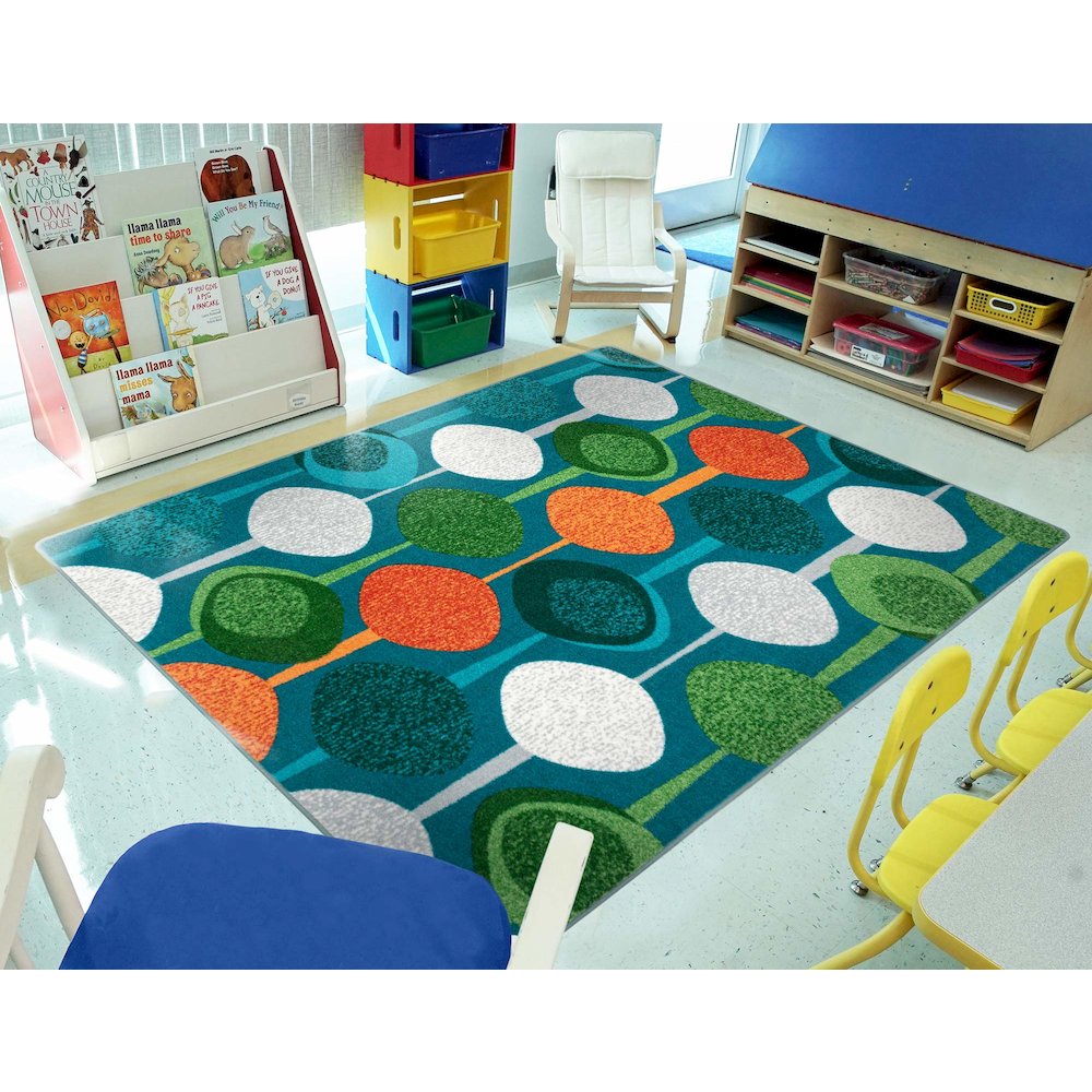Kid Essentials String Along 5'4" x 7'8" Area Rug in Color Citrus. Picture 4
