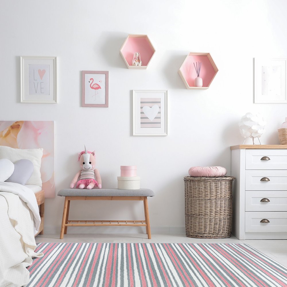 Claremont Kids Between the Lines 3'10" x 5'4" Area Rug in Color Blush. Picture 3