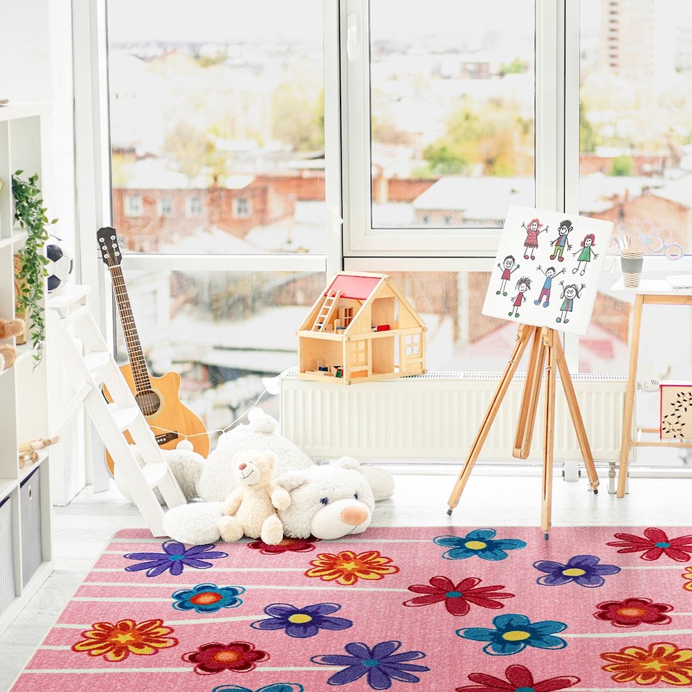 Claremont Kids Big Blooms 3'10" x 5'4" Area Rug in Color Bouquet. Picture 3