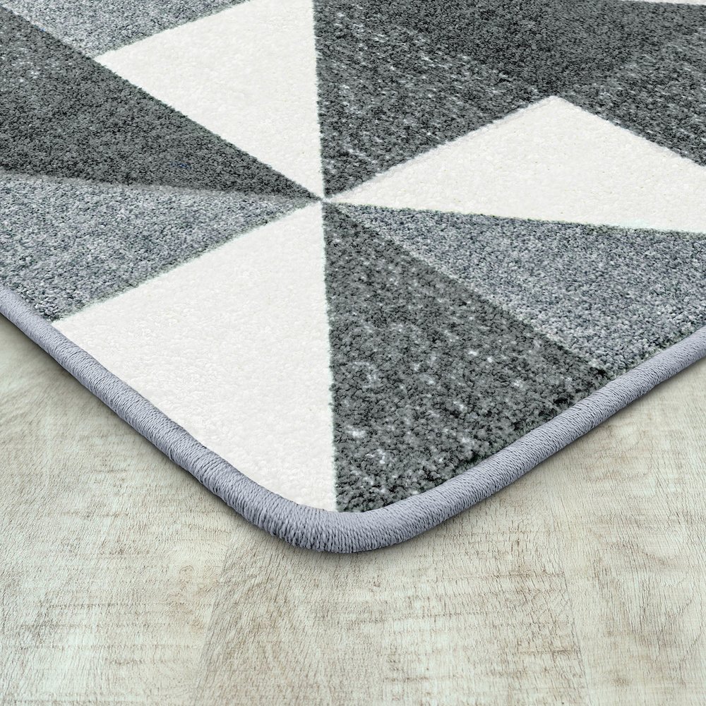 Claremont Kids Cartwheel 3'10" x 5'4" Area Rug in Color Cloudy. Picture 2