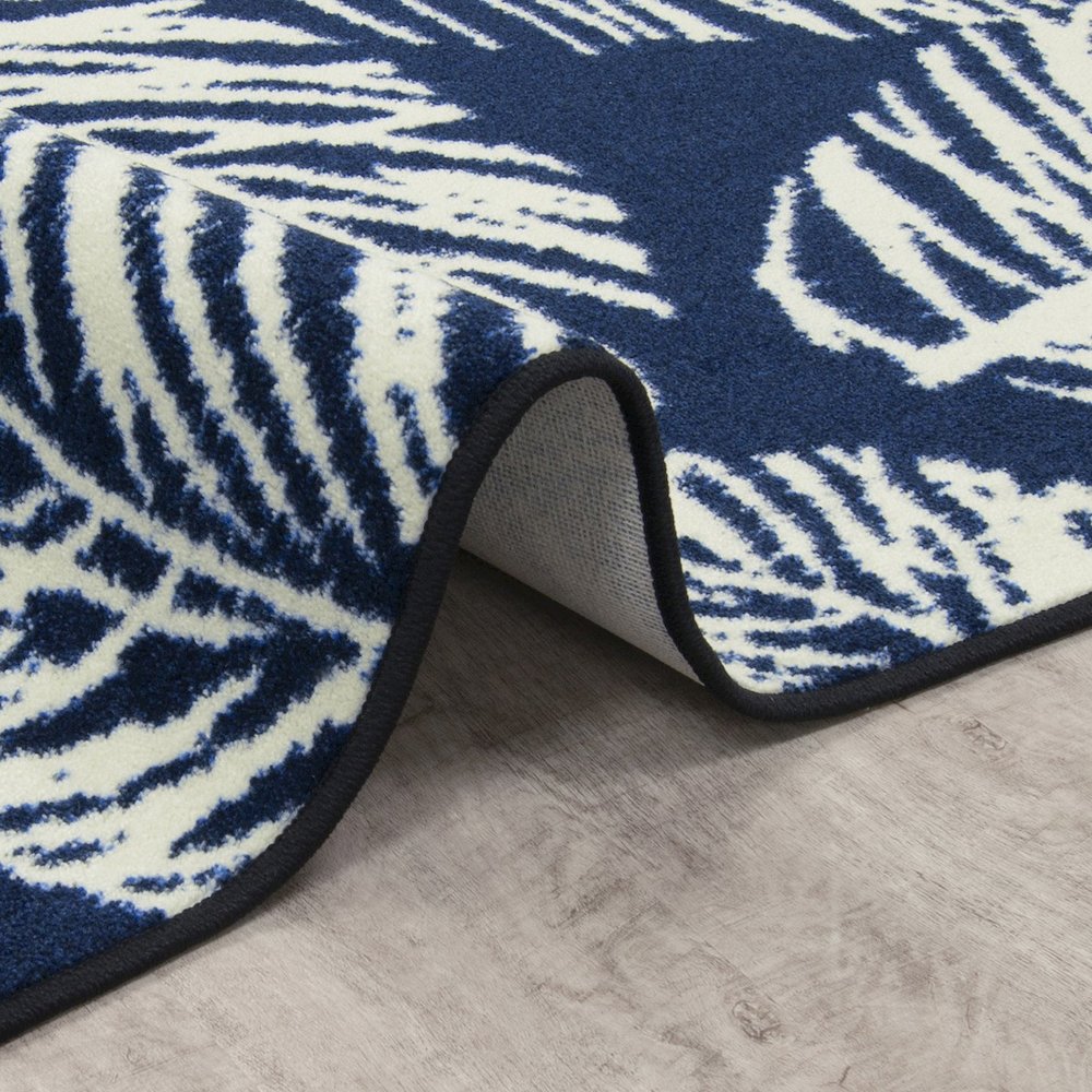 First Take Cordova 3'10" x 5'4" Area Rug in Color Admiral. Picture 2
