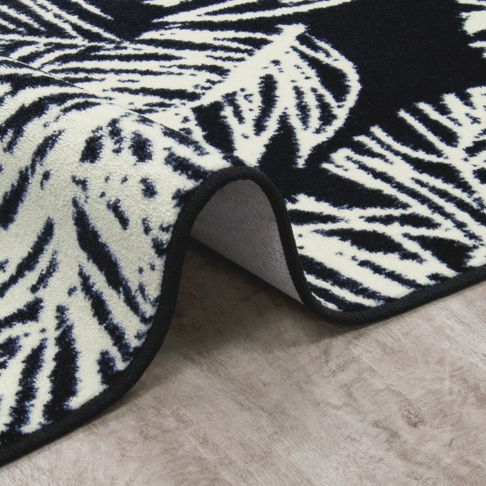 First Take Cordova 3'10" x 5'4" Area Rug in Color Midnight. Picture 2