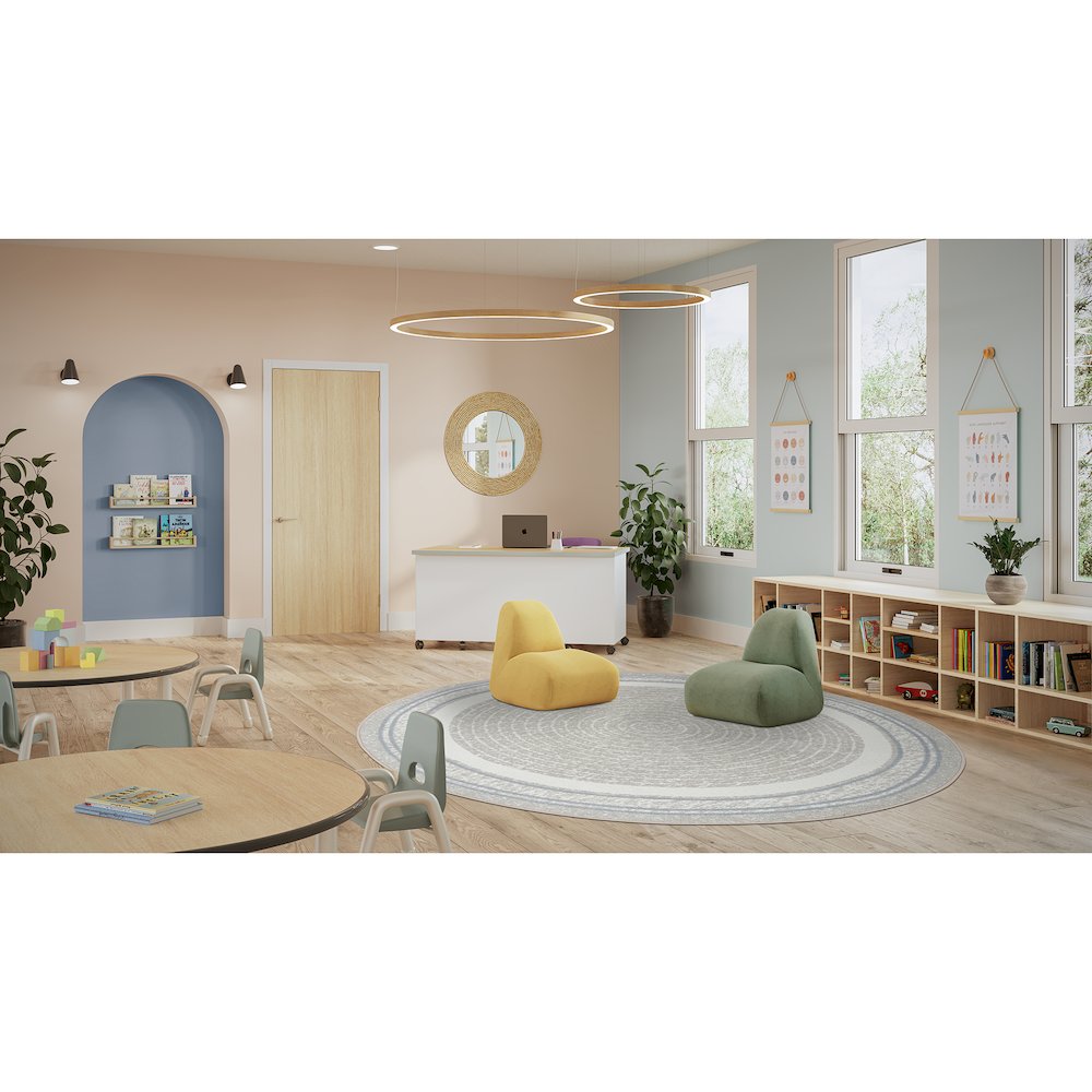 Cozy Corner 7'7" Round Area Rug in Color Linen. Picture 5