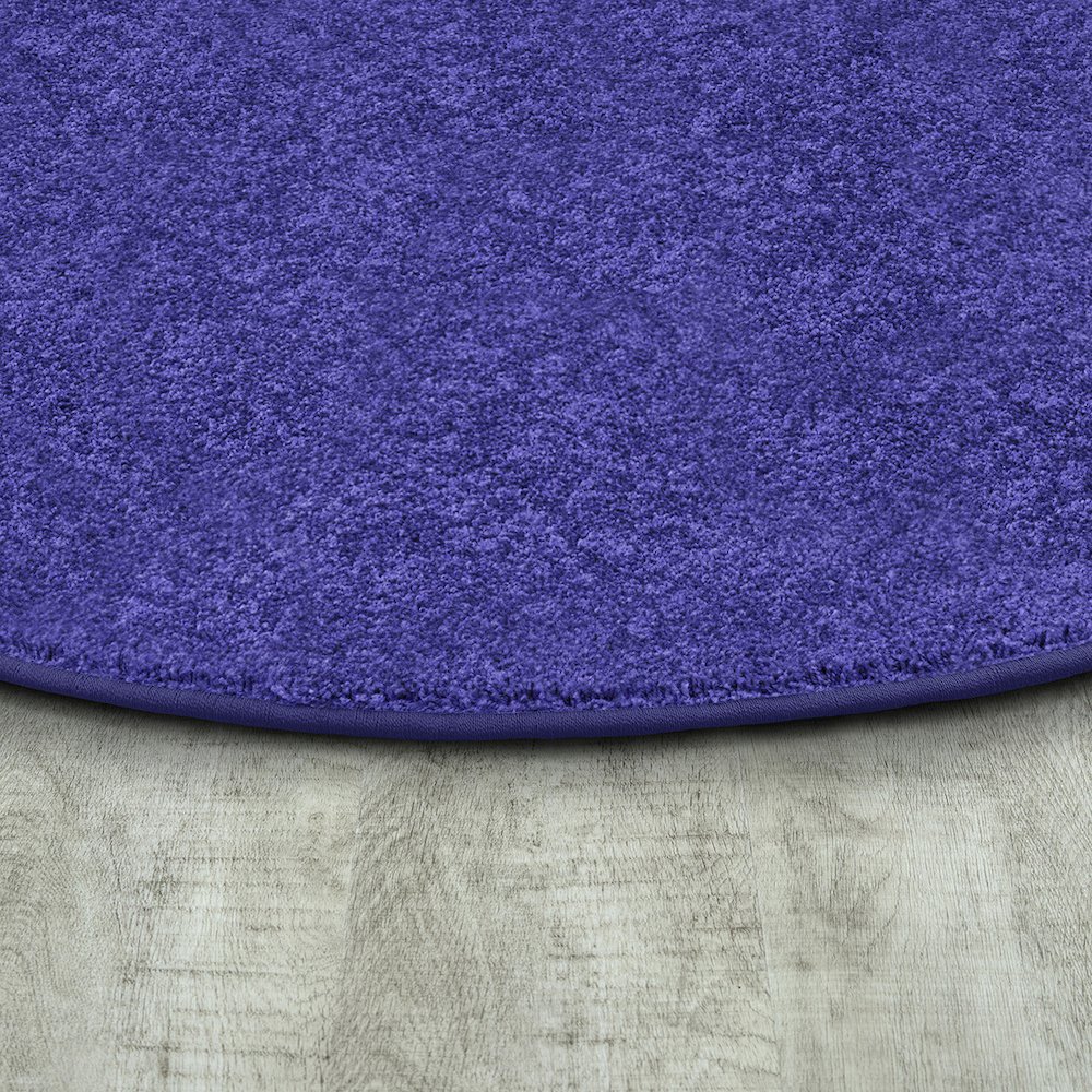 Kid Essentials Endurance 6' x 9' Oval Area Rug in Color Royal Blue. Picture 2