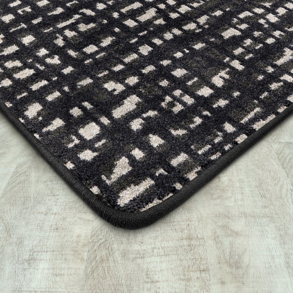 WorkSpace Fool's Gold 3'10" x 5'4" Area Rug in Color Onyx. Picture 2