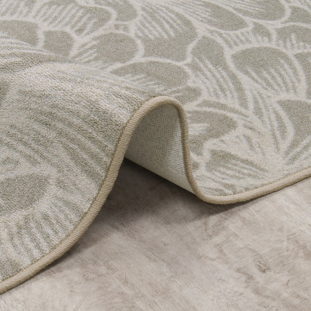 First Take New Bloom 3'10" x 5'4" Area Rug in Color Hazelwood. Picture 2