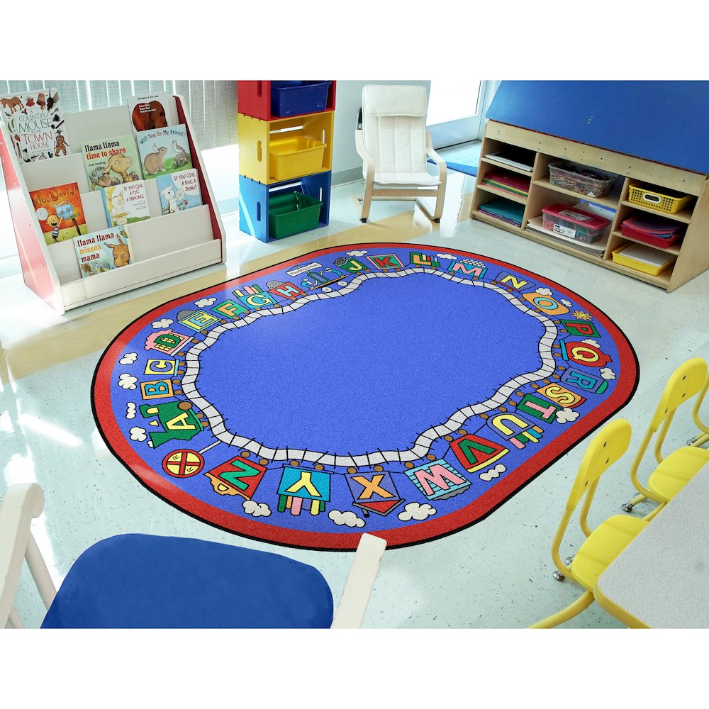 Kid Essentials Reading Train 5'4" x 7'8" Oval Area Rug in Color Multi. Picture 3