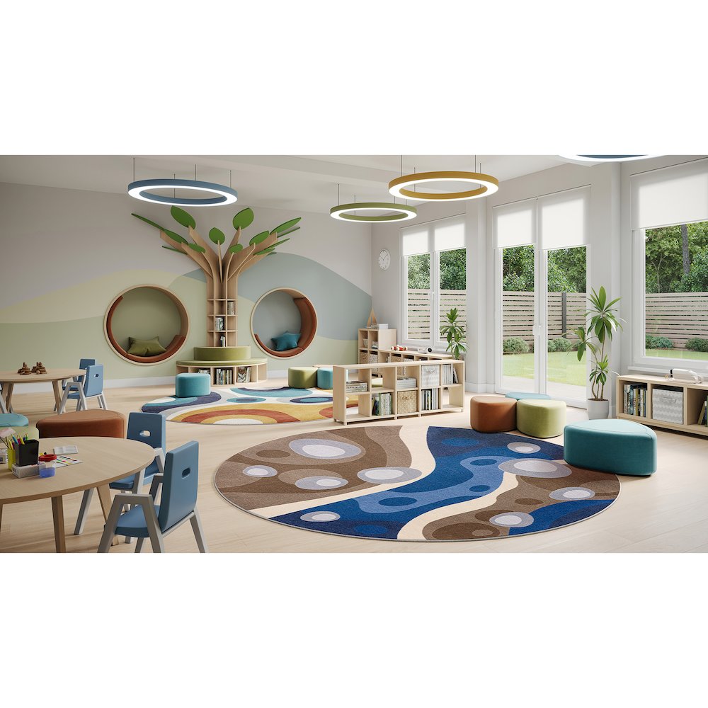 Serenity Brook 7'7" Round Area Rug in Color Multi. Picture 3