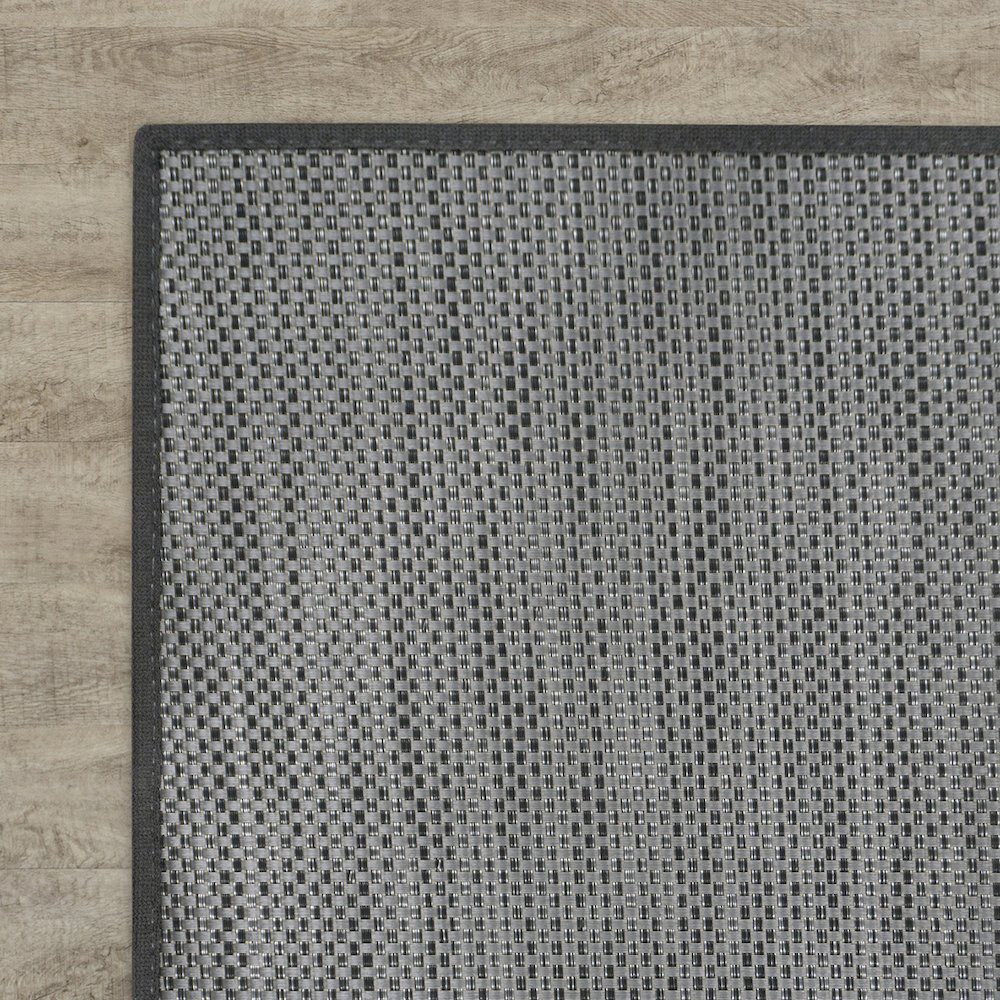 Walk in the Park Water Mill 4'3" x 6' Area Rug in Color Tungsten. Picture 2