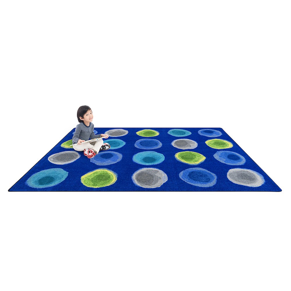 Kid Essentials Watercolor Spots 5'4" x 7'8" Area Rug in Color Marine. Picture 4