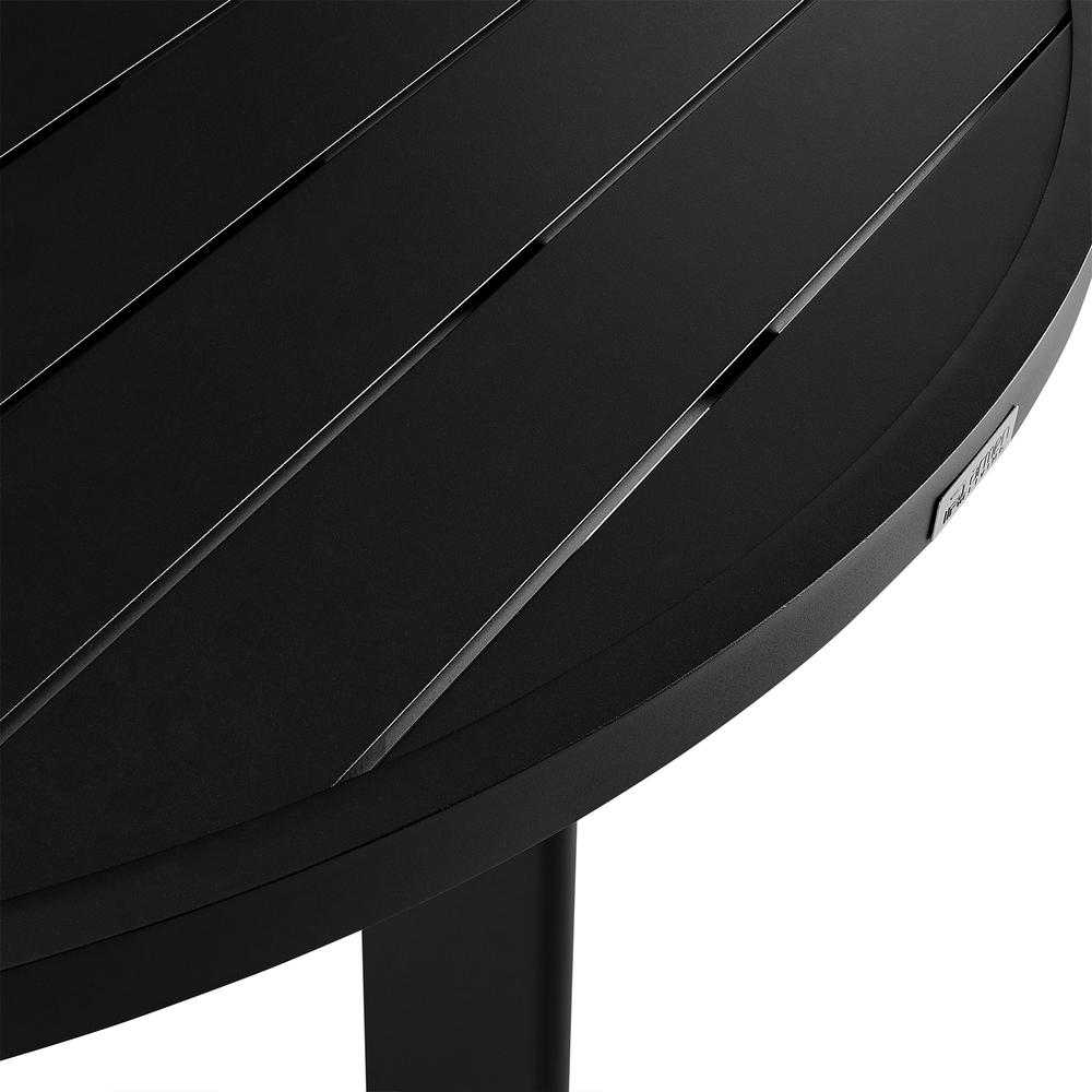 Grand Outdoor Patio Round Dining Table in Aluminum. Picture 3