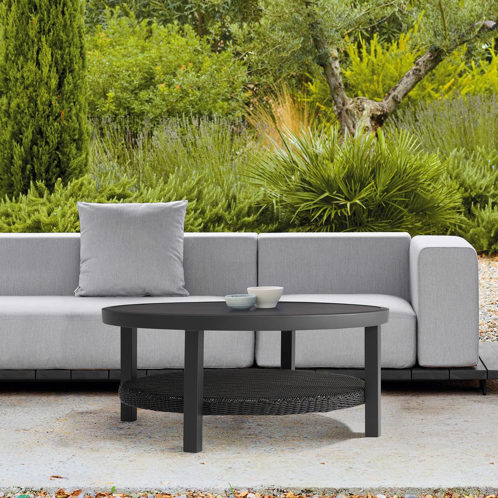 Grand Black Aluminum Outdoor Round Conversation Table with Wicker Shelf. Picture 7