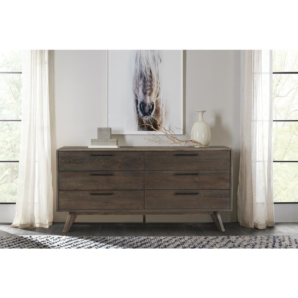 Astoria Oak Dresser for Bedroom with 6 Drawers. Picture 7