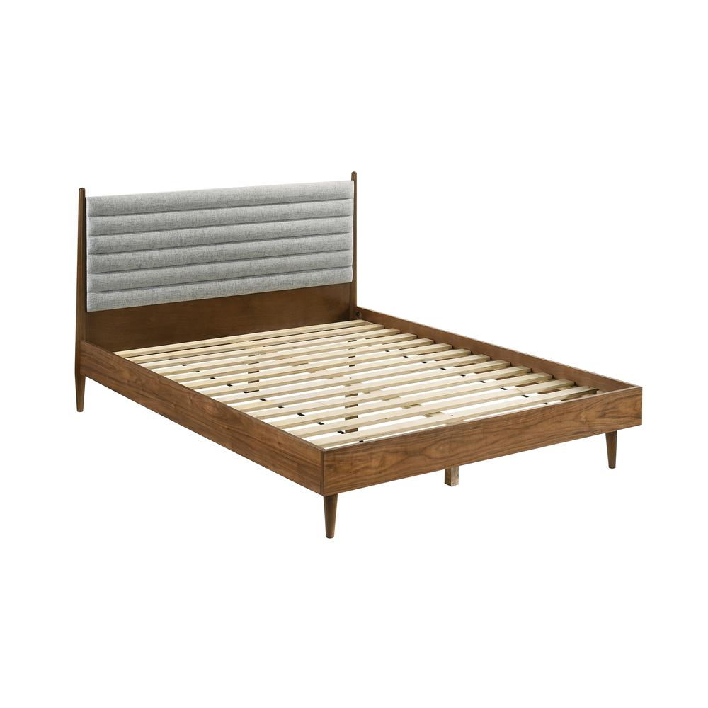 Artemio Queen Platform Wood Bed Frame in Walnut Finish. Picture 2