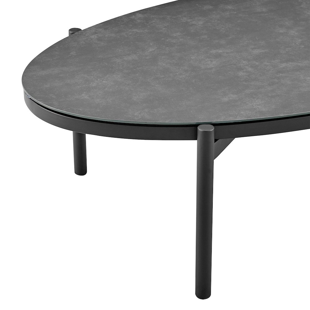Giotto Aluminum and Ceramic Outdoor Coffee Table in Black. Picture 4