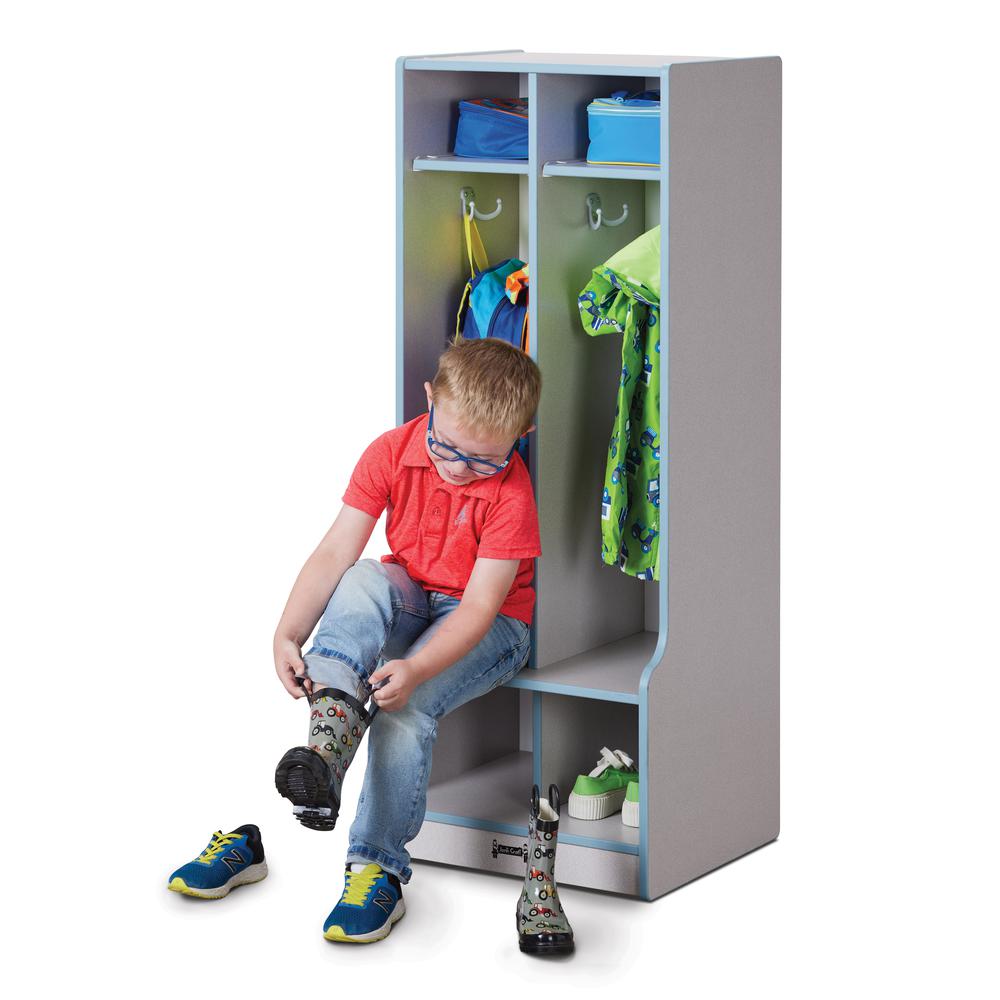 2 Section Coat Locker with Step. Picture 2
