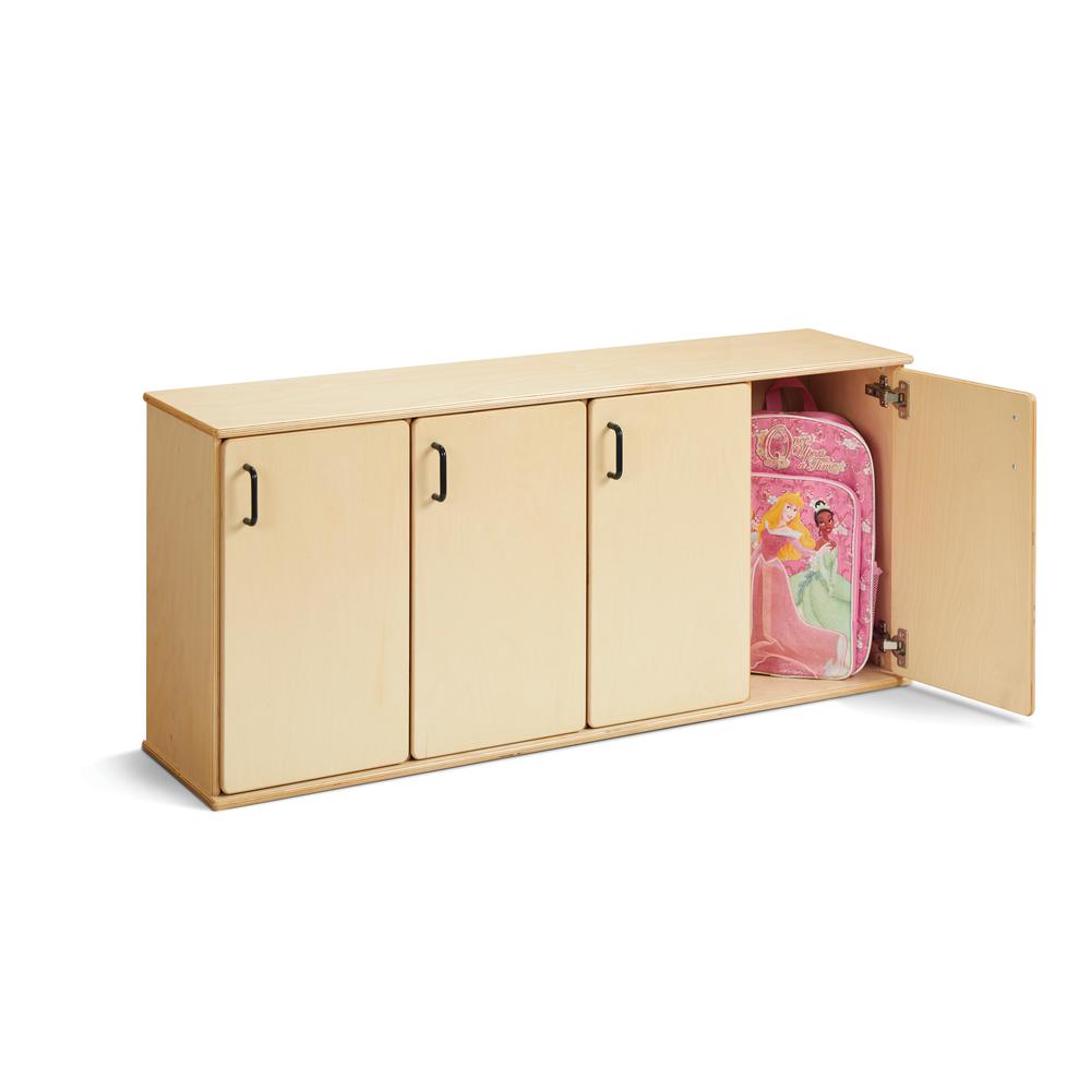 Stacking Lockers. Picture 2
