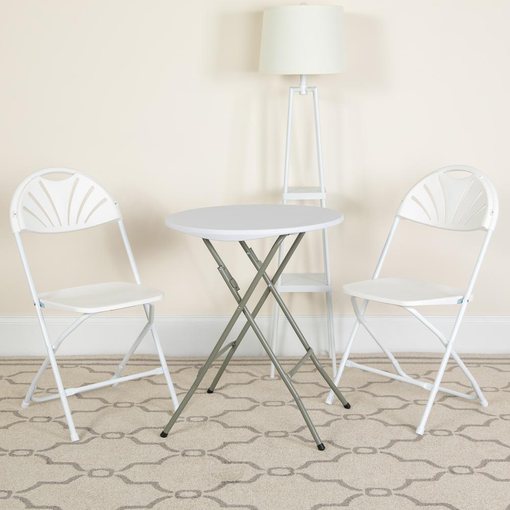 650 lb. Capacity White Plastic Fan Back Folding Chair. Picture 8