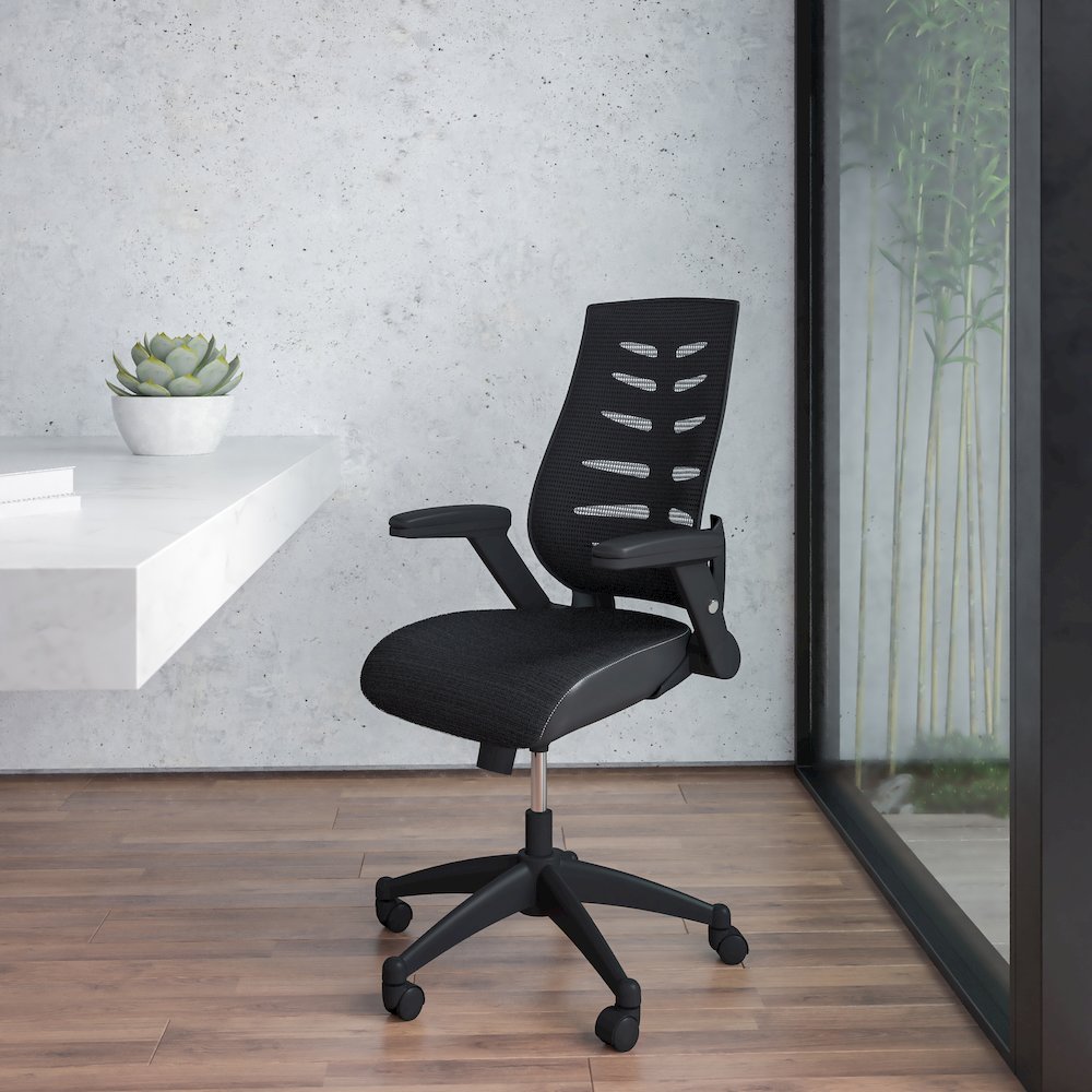 High Back Designer Black Mesh Executive Swivel Office Chair. Picture 2