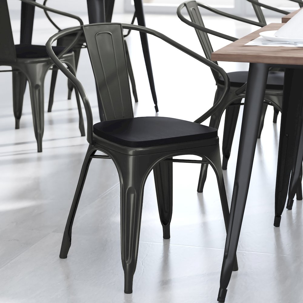 Black Metal Indoor-Outdoor Chair with Arms with Black Poly Resin Wood Seat. Picture 7
