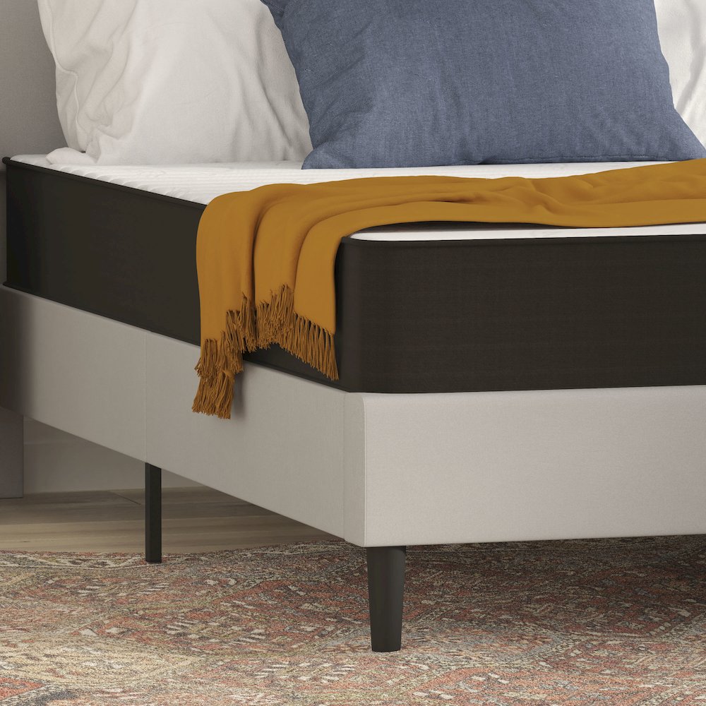 8 Inch Foam and Innerspring Hybrid Mattress, Full Mattress in a Box. Picture 8