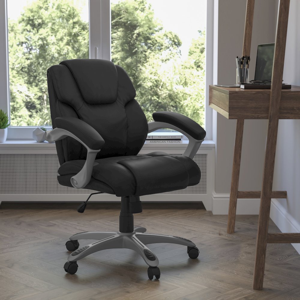 Mid-Back Black Layered Upholstered Executive Swivel Office Chair. Picture 2