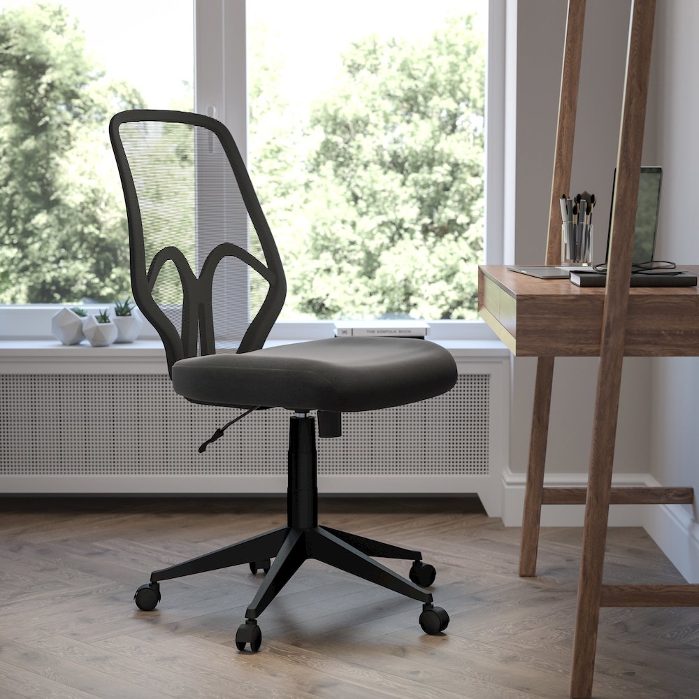 High Back Black Mesh Office Chair. Picture 2