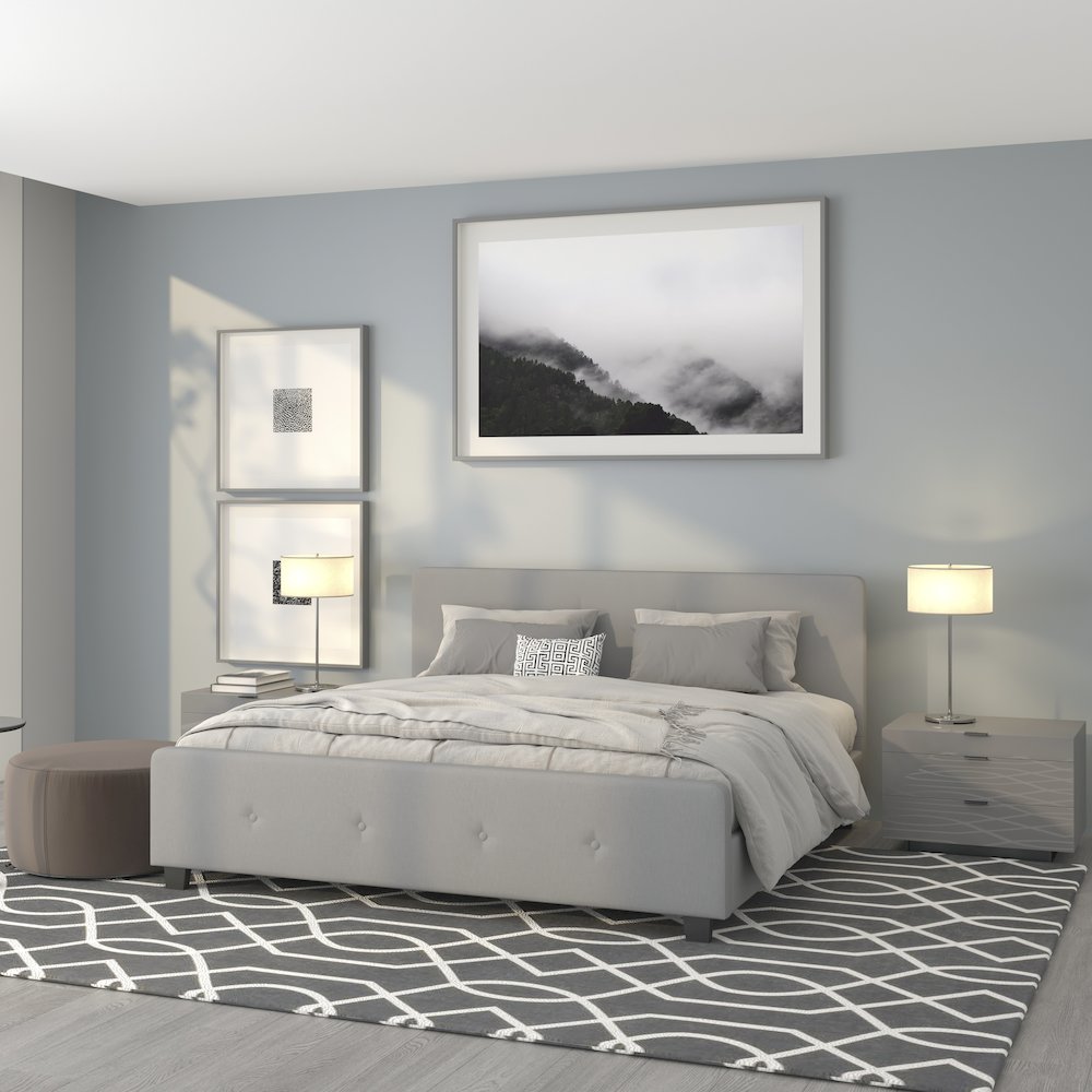 King Size Four Button Tufted Upholstered Platform Bed in Light Gray Fabric. Picture 4