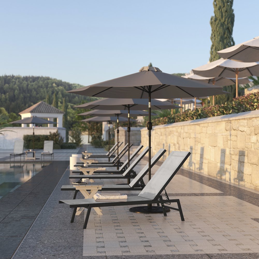 Modern Outdoor Chaise Lounge Chair. Picture 6