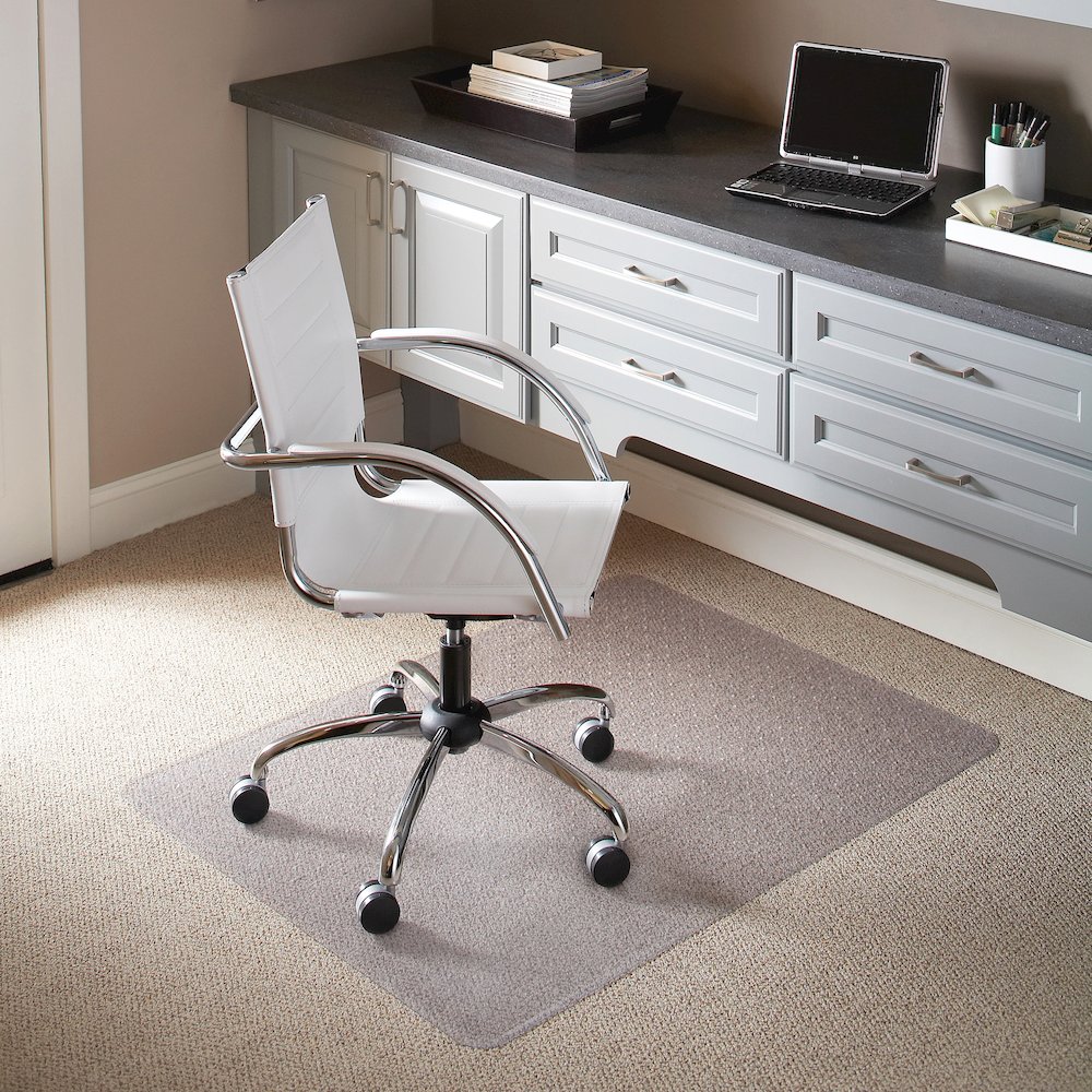36'' x 48'' Carpet Chair Mat. Picture 2