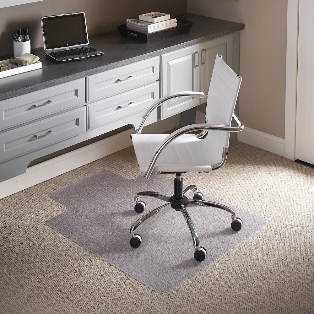 36'' x 48'' Carpet Chair Mat with Lip. Picture 2