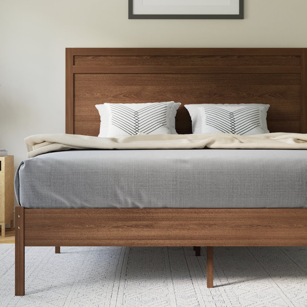 Modern Queen Size Wooden Platform Bed with Headboard. Picture 6