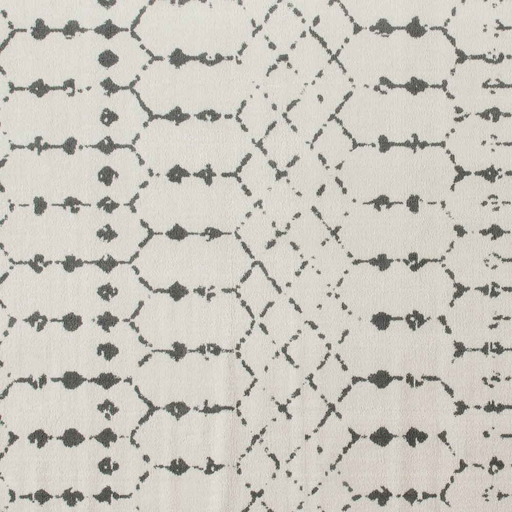 Geometric Bohemian Low Pile Rug - 5' x 7' -Ivory/Gray Polyester. Picture 7