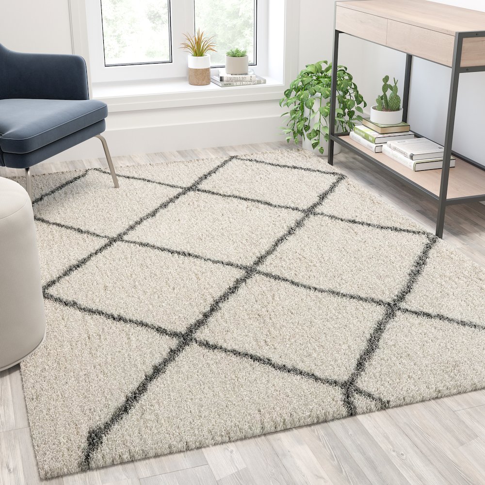 Shag Style Diamond Trellis Area Rug - 5' x 7' - Ivory/Gray Polyester (PET). Picture 2