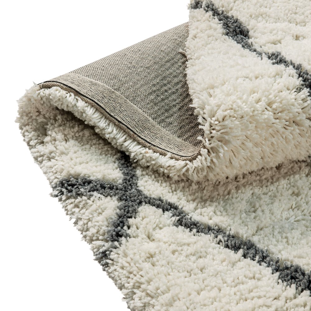 Shag Style Diamond Trellis Area Rug - 8' x 10' - Ivory/Gray Polyester (PET). Picture 6
